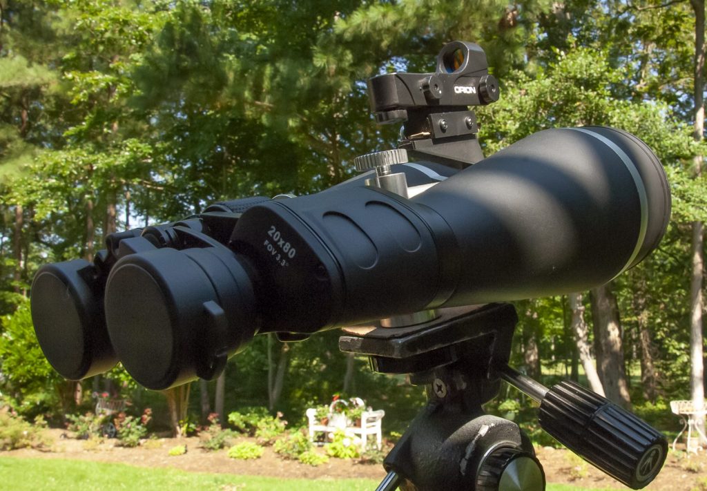 Stable Stargazing: Choosing the Right Tripod for Astronomy Binoculars