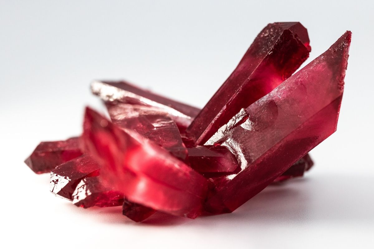 Discover the Power of Cancer Horoscope Stones: Ruby, Moonstone & More