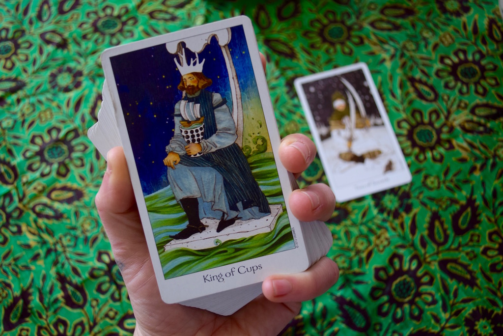 Unveiling the Bottom of the Deck Tarot: Simple Guide