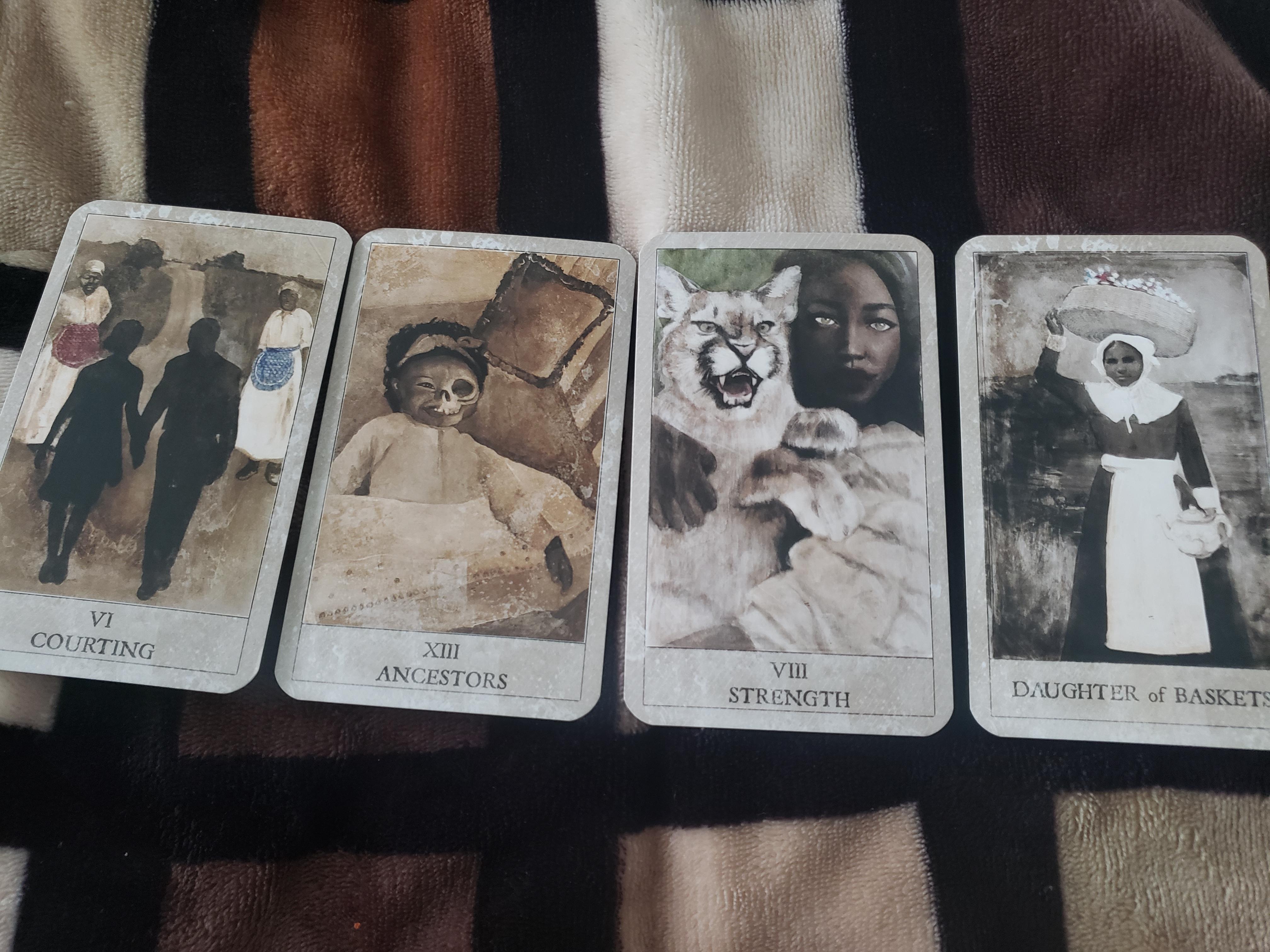 Using a Hoodoo Tarot Deck: Tips for a Great Reading