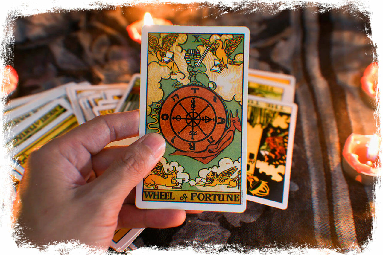 Best Tarot Readings Available (Connect with the Mejores Tarotistas Easily Today)