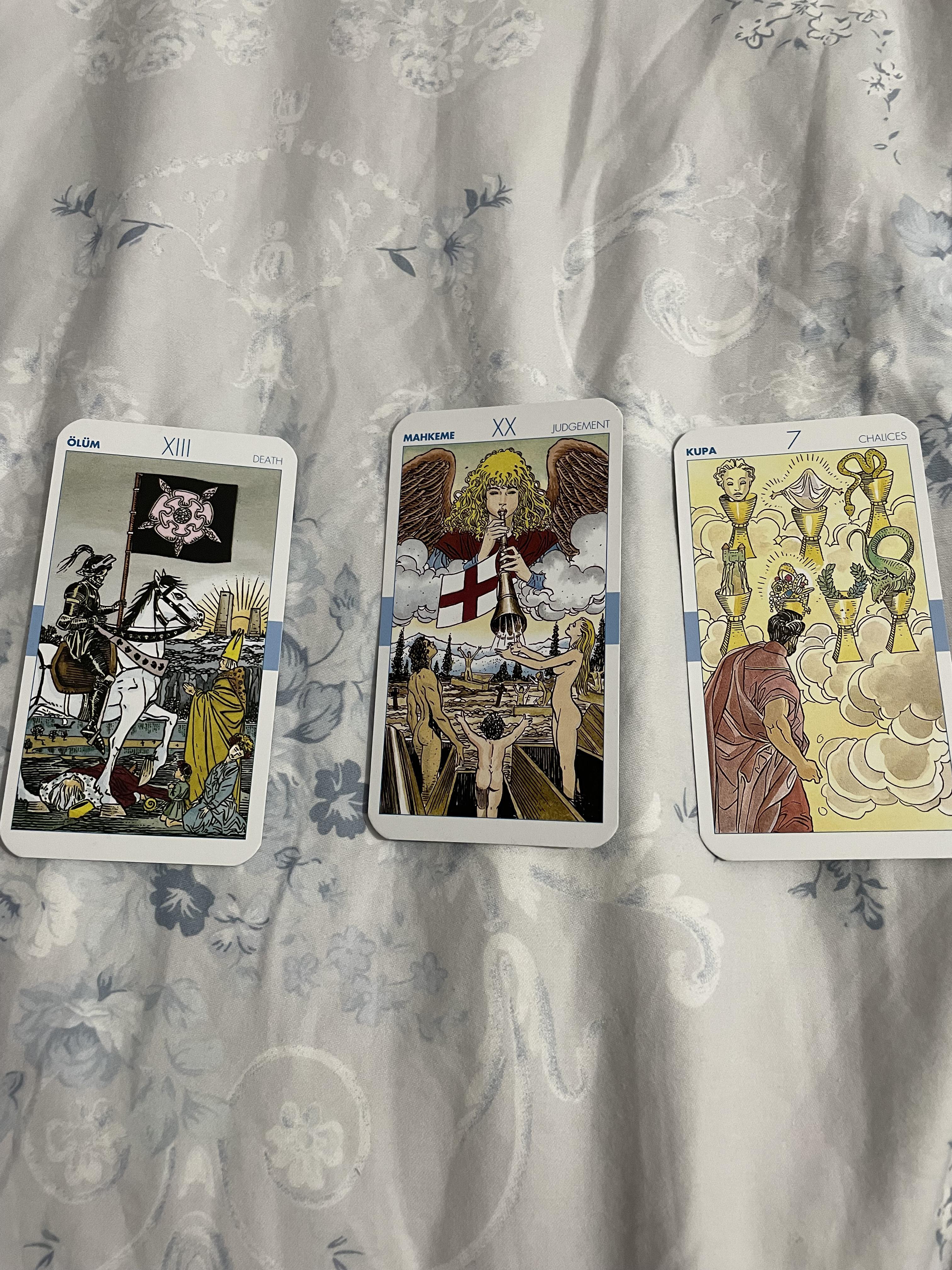 lo scarabeo tarot: Discover What This Popular Deck Can Reveal About Your Life