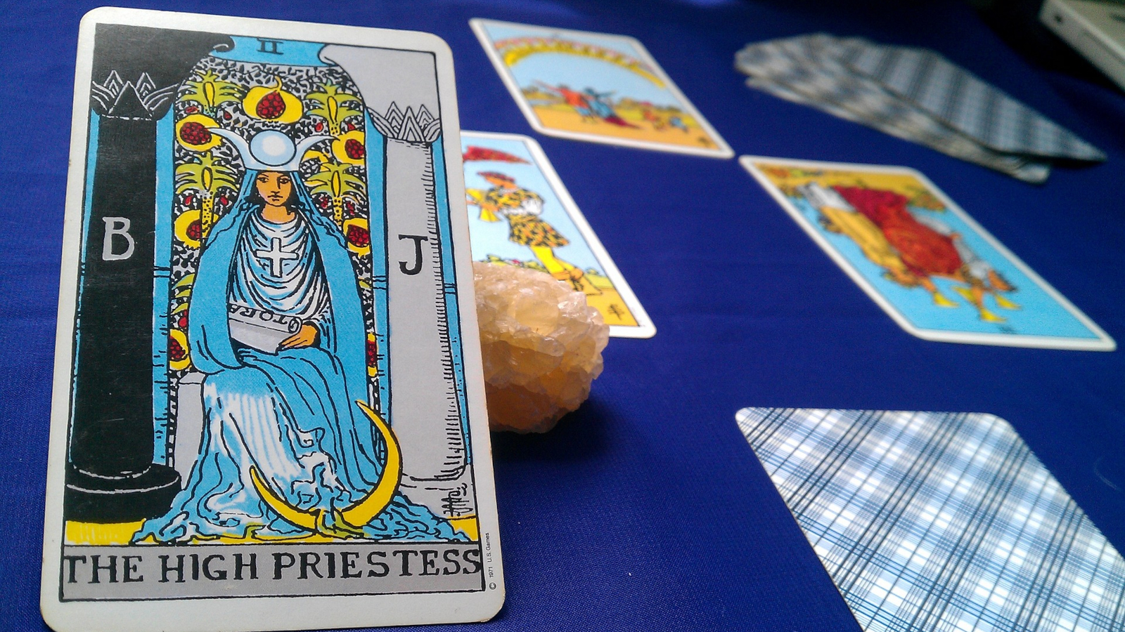 Unlock Your Love Potential with Tarot: A Guide for Singles.